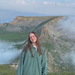 Анна Ходырева